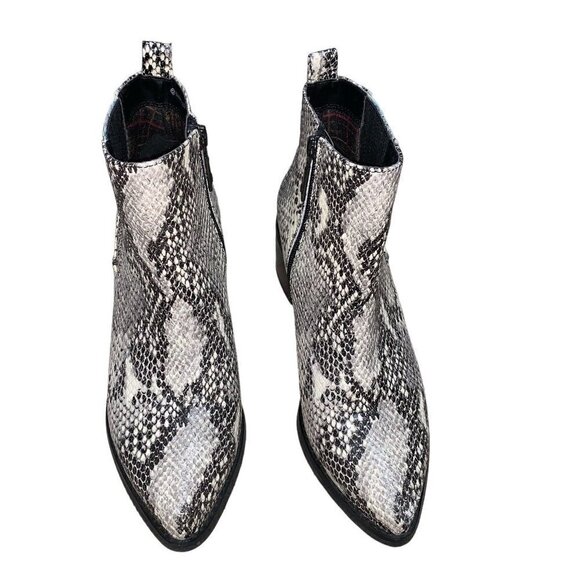 Blondo Women's Size 7.5 Waterproof Noa Ankle Bootie Leather Black Snake Print - Picture 2 of 8